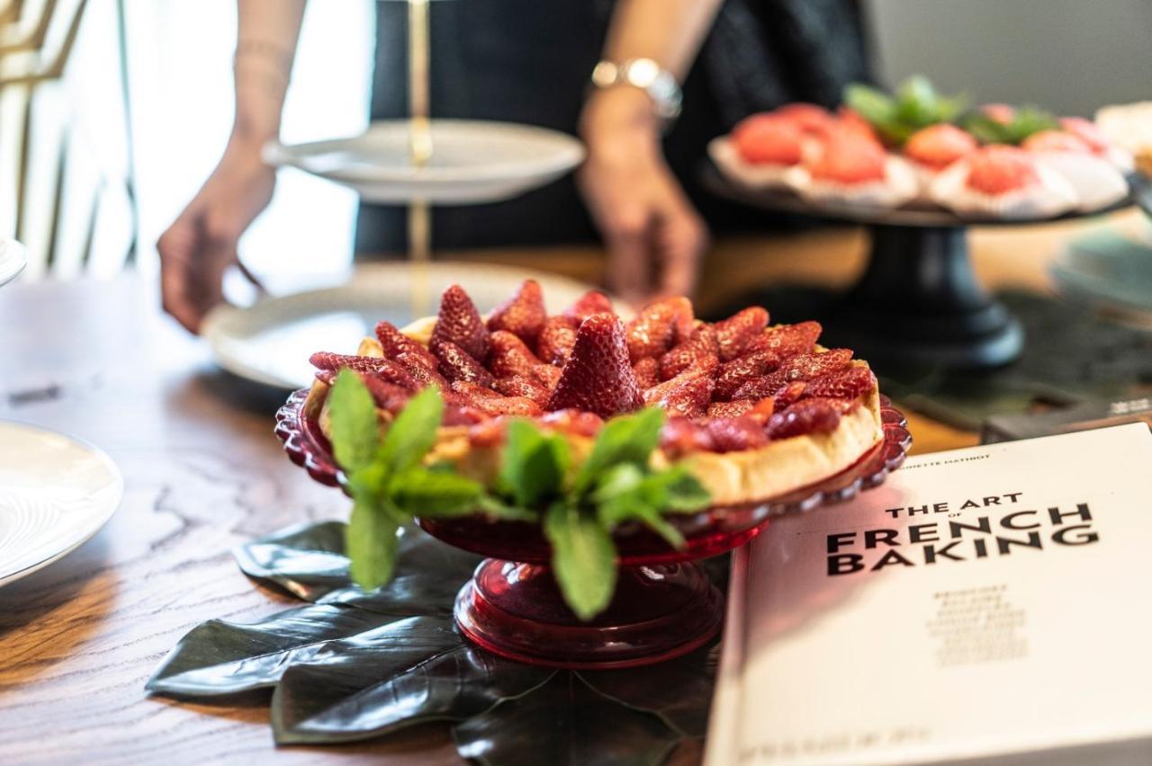Hotel Aplo - Breakfast Experience Cervia Bagian luar foto