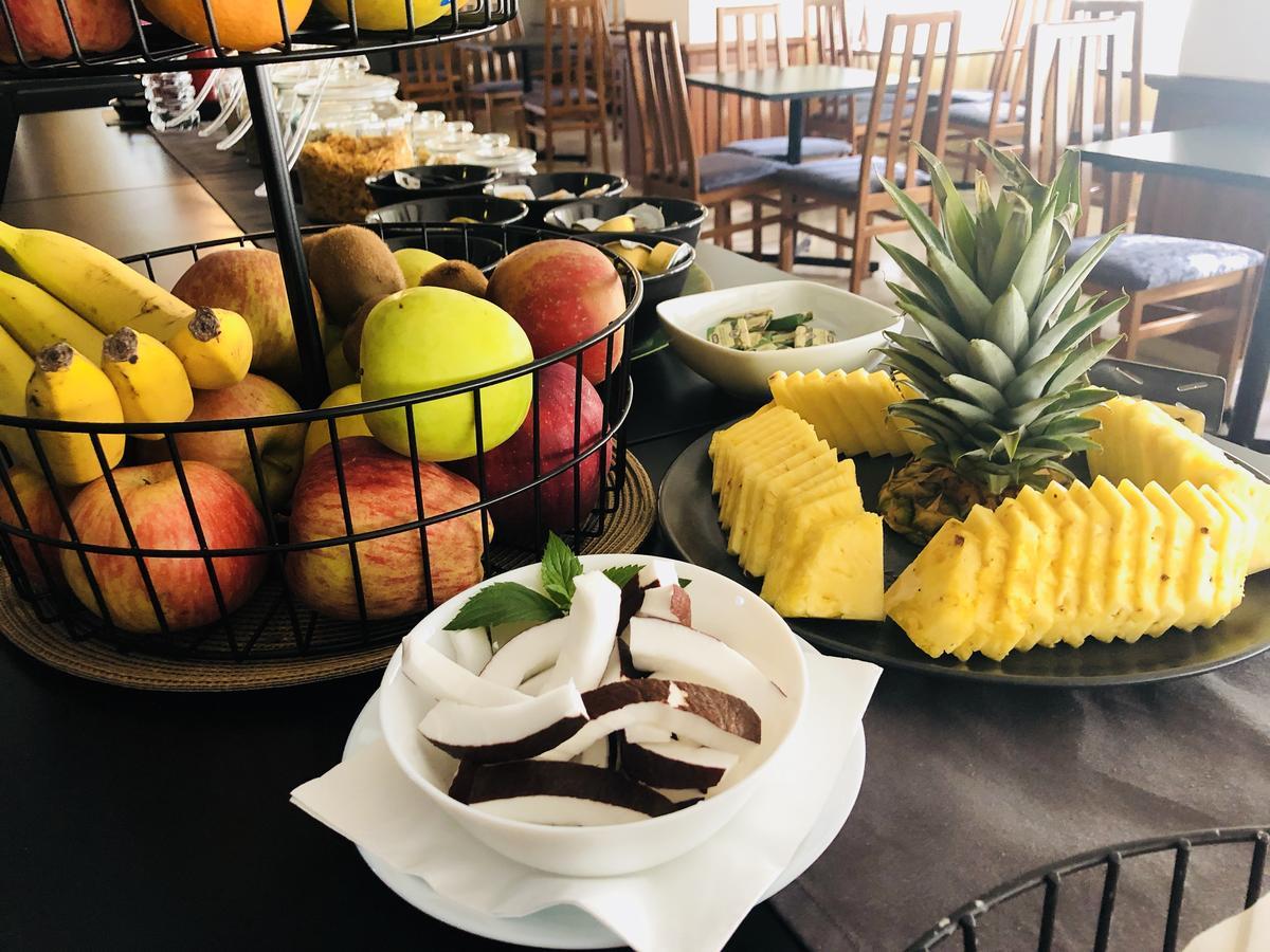 Hotel Aplo - Breakfast Experience Cervia Bagian luar foto
