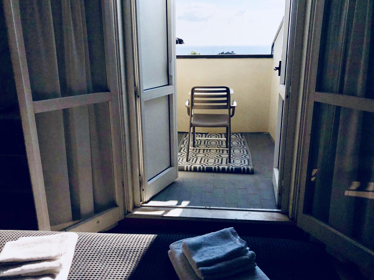 Hotel Aplo - Breakfast Experience Cervia Bagian luar foto
