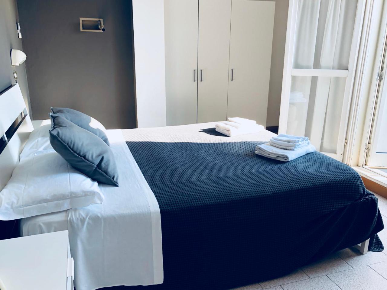 Hotel Aplo - Breakfast Experience Cervia Bagian luar foto