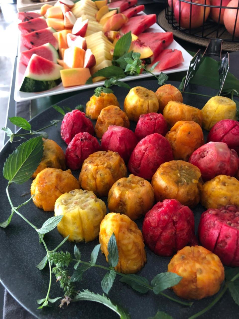 Hotel Aplo - Breakfast Experience Cervia Bagian luar foto
